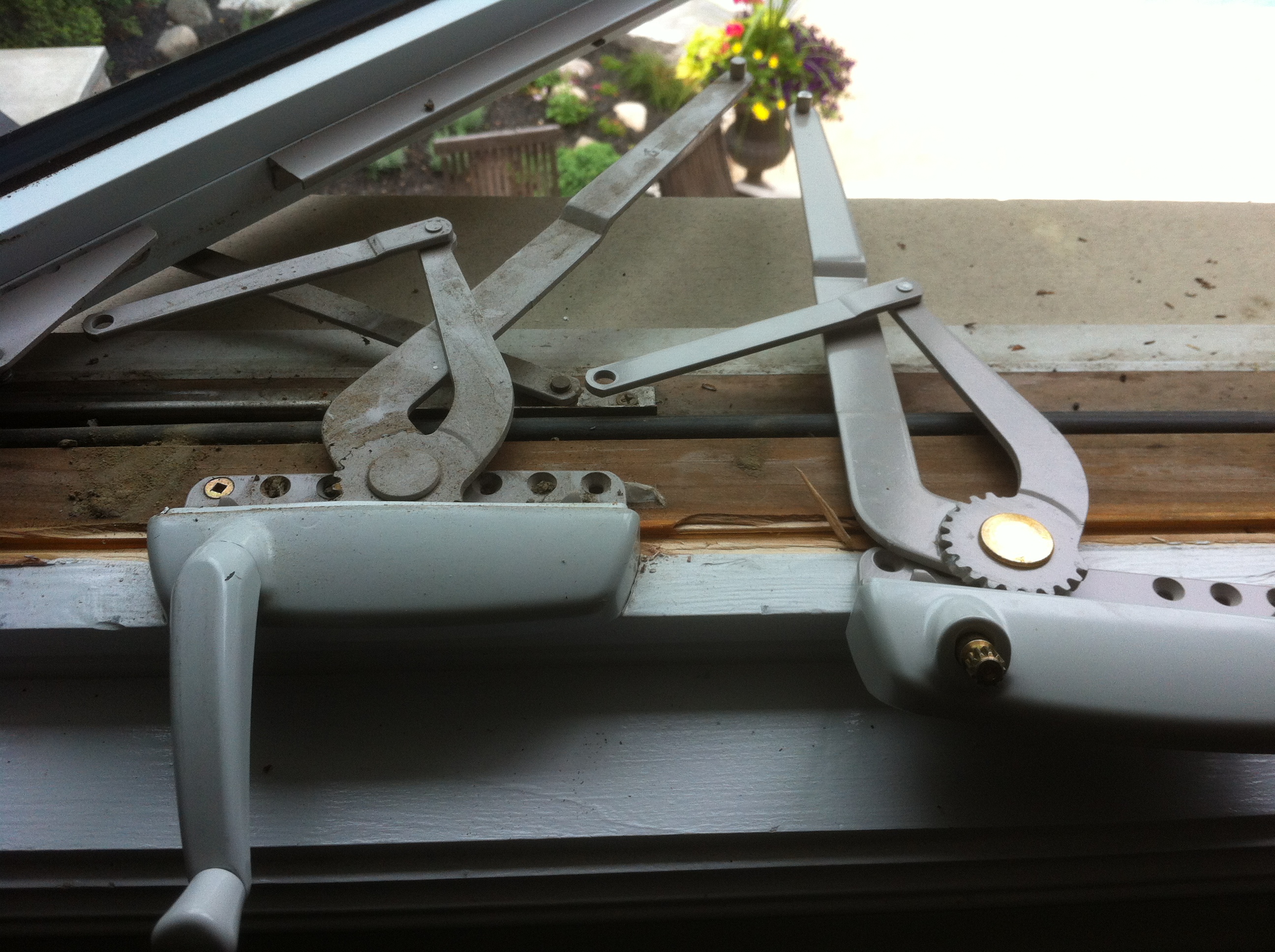 window operator replacement - Mr Cranky - Window Repairs